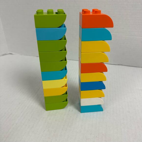 Duplo Lot of 20 Curved Top Slope Bricks Pieces Blocks 2x2 3x2 2x3. - Picture 2 of 7